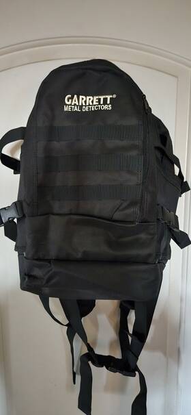 Garrett 786156004894 New Metal Detector Sport Daypack Black Pockets Zippers Clips