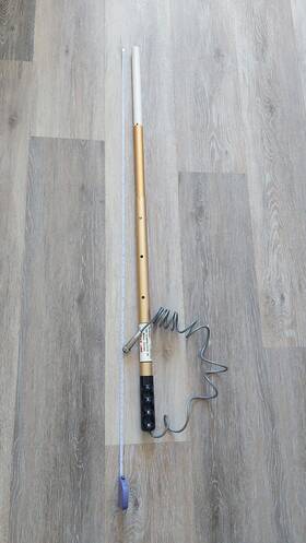 Whites 7/8x36 Inch Hot Stick 7/8 Dia. X 36 Extended Hand-held 6.59khz Detector Probe
