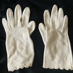 Vintage Whites D. W. Nylon Ladies Dress Gloves Cuff Pattern Size Reg Philippines. Fixed Price $6.50.