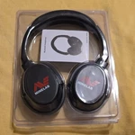 Minelab ML80 Bluetooth Headphones For Metal Detectors. Fixed Price $120.00.